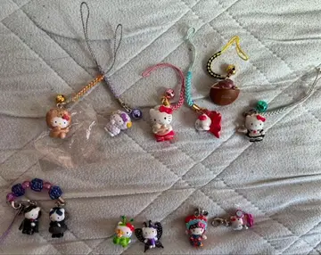 지역 한정 키티 스트랩 지퍼 마스코트