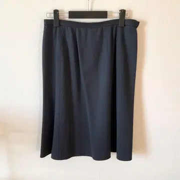 레리안 ROCHAS Paris 플레어 스커트