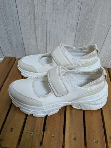 ZARA 발레 통굽 스니커즈 화이트 37