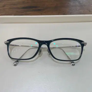 프렌시&머큐리 검은색 테두리 안경