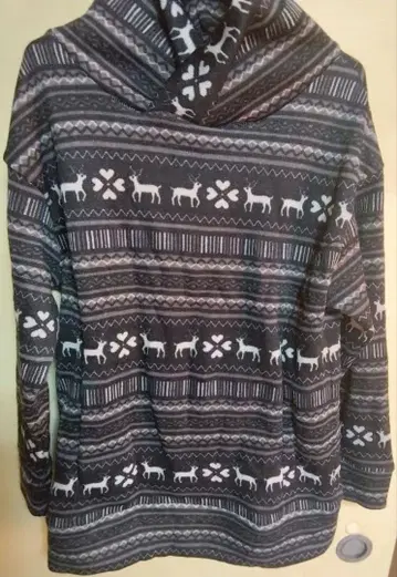 앤드러브 노르딕 무늬 튜닉