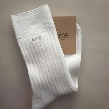 A.P.C. 화이트 리브 삭스