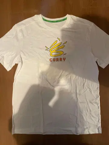 언더아머 커리 T셔츠 XL 세서미 스트릿 콜라보