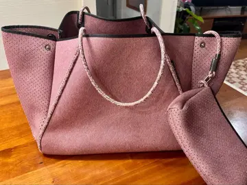 스테이트 오브 에스케이프 네오프렌 토트백 워시드 로즈