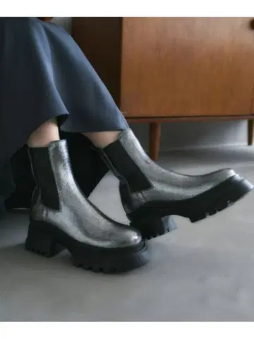 메탈릭 사이드 고어 부츠 HARE M 사이즈