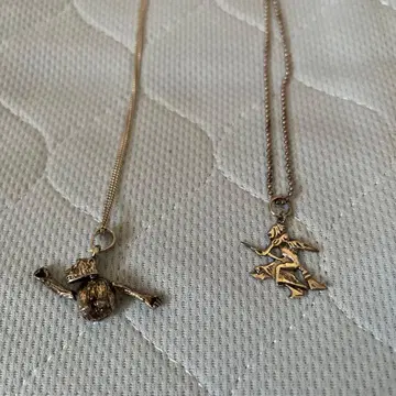 동물과 캐릭터의 펜던트 목걸이