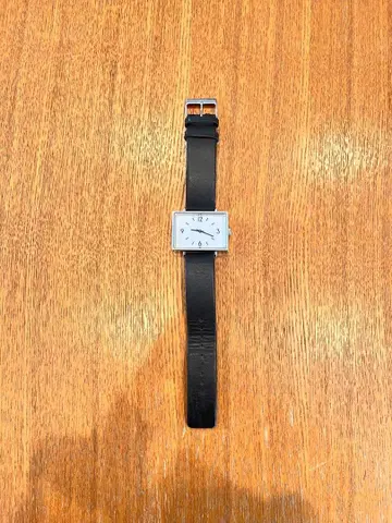 무인양품 역 시계 솔라 손목시계