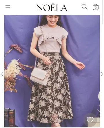 [ 새상품급 ] NOELA 자수 플레어 스커트 브라운 꽃무늬