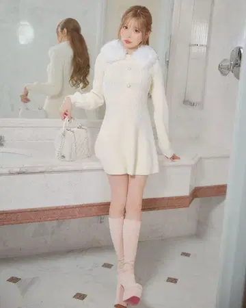 퍼 카라 니트 원피스