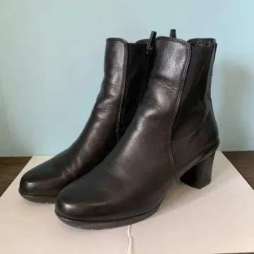 fitfit 24cm 가죽 사이드 고어 앵클부츠 (블랙)