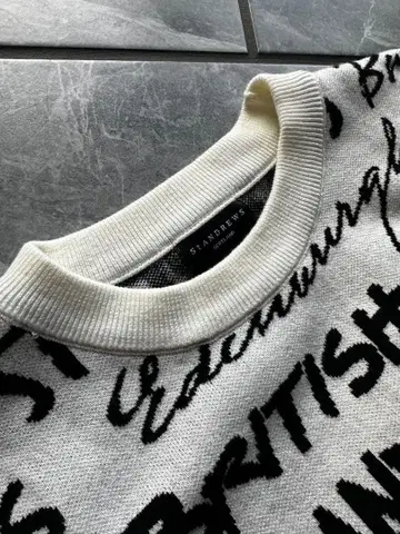 세인트 앤드류스 로고 텍스트 프린트 크루넥 스웨터