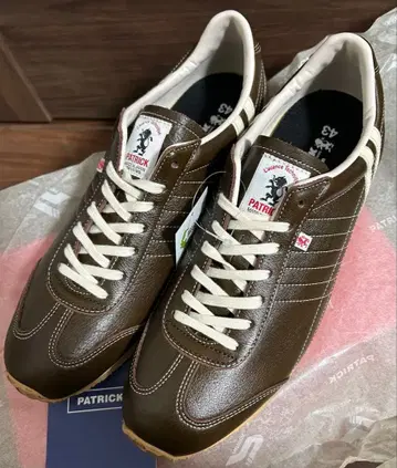 선착순 새상품 미사용 패트릭 스니커즈 파미르 CHO 43 사이즈