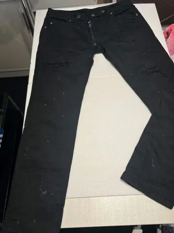 1PIU1UGUALE3 Relax 페인트 청바지