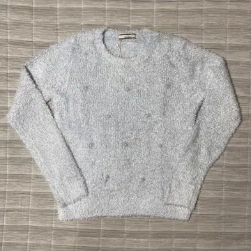 [택 포함 새상품] OLIVE des OLIVE 펄 장식 긴팔 니트