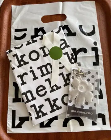 미사용 새상품 마리메꼬 리플렉터 우니코