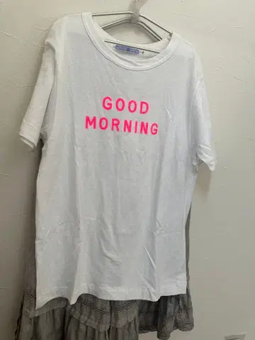 R&D.M. CO. XL 화이트 T셔츠 used 새상품급