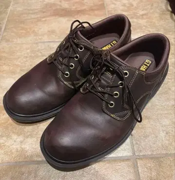 G.T. HAWKINS 브라운 레이스업 슈즈