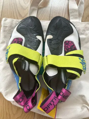 [ 미사용 새상품 ] 라스포르티바 skwama 클라이밍 신발