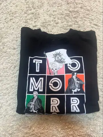 동방신기 ONE PIECE 콜라보 트레이닝복