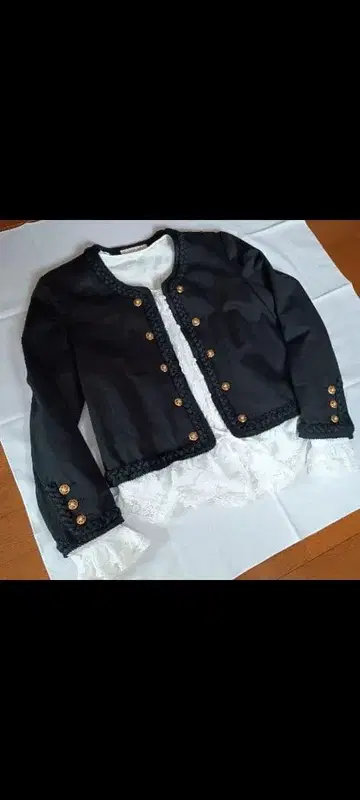 카네코 이사오 블랙 자켓 리본 블레이드