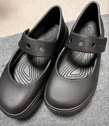 신춘 세일 crocs 멜리 제인 통굽 스트랩 포함