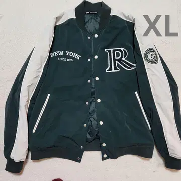 [ ZARA ] 안감 퀼팅 나일론 바시티 자켓 자수 와펜 다크 그린