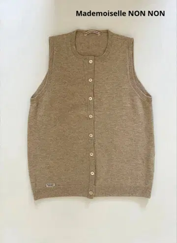 새상품급! 마드모아젤 논논 니트 베스트 L 사이즈 로고 택 포함