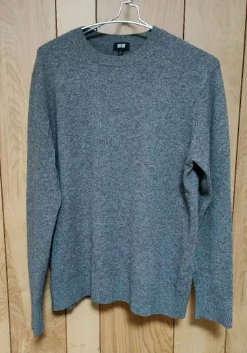 유니클로 캐시미어 100% 스웨터