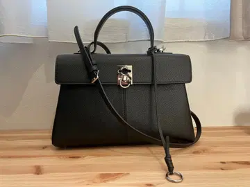 주말 한정 가격 카프네 cafune 핸드백 스탠스