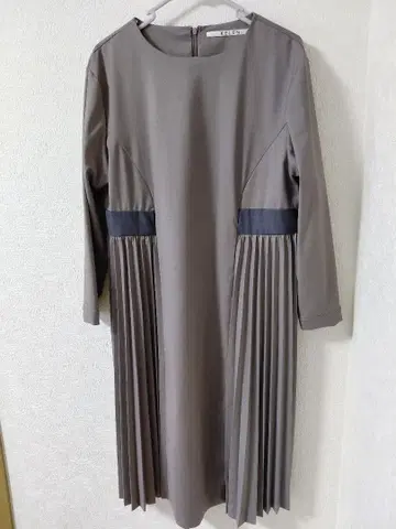 KELEN 브라운 긴팔 원피스
