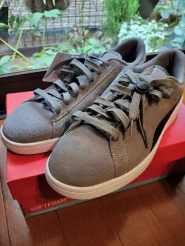 새상품 PUMA SMASH V2 그레이/블랙 스니커즈