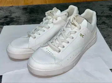 On THE ROGER Centre Court 로저 센터 코트