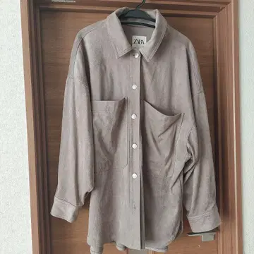 ZARA 베이지 스웨이드풍 셔츠 자켓