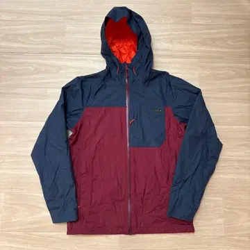 마운틴 하드웨어 나일론 자켓 후드 부착