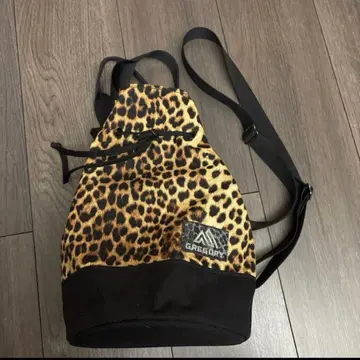 그레고리 레오파드 무늬 복조리 백