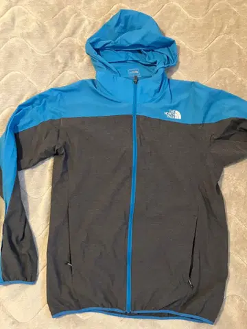 THE NORTH FACE 후드 부착 나일론 자켓
