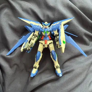 [ 완성품 ] HG 1/144 건담 어메이징 엑시아