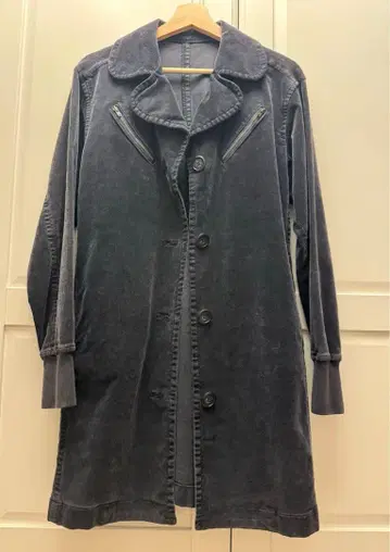 츠모리치사토 코트