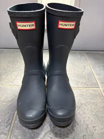 HUNTER 네이비 숏 레인부츠 24.0