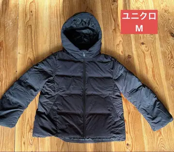 UNIQLO 심리스 다운 파카 M 사이즈 블랙
