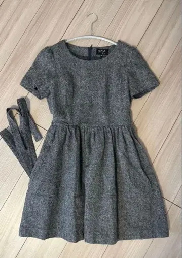 To b. by agnes b. 트위드 드레스 원피스 그레이