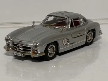 벤츠 300 SL 이탈리아제