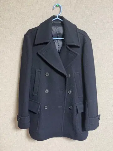 유나이티드 애로우즈 코트