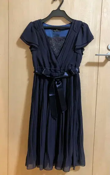 칼 파크레인 컬 드레스 네이비 성인식