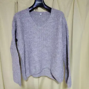 무인양품 라이트 멜란지 그레이 V넥 알파카 긴팔 스웨터