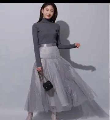 아푸와이저 리셰 라메 샤샤 스커트 니트 세트 그레이