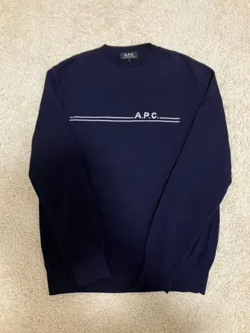 A.P.C. 네이비 크루넥 니트