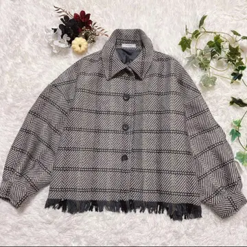 새상품급 JEANASIS 체크 무늬 숏코트 F 밑단 프린지