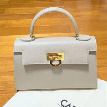 [ 새상품 ] Carbotti Elena 243 카르보티 엘레나 토프