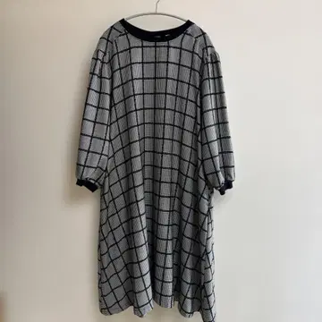 일본제 Ivory Beads 아이보리 비즈 체크 무늬 긴팔 원피스